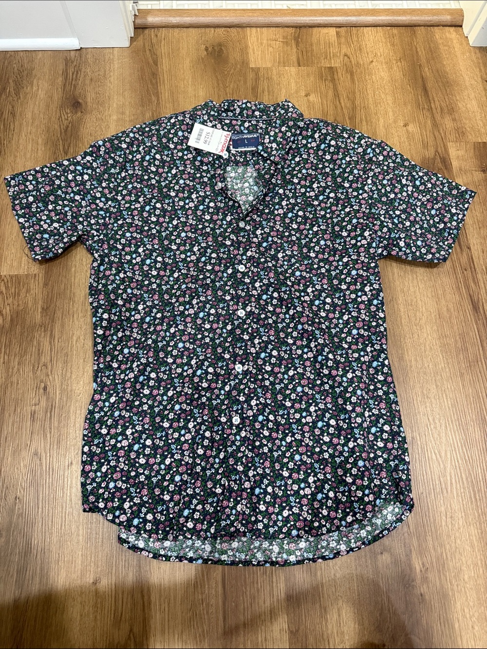 Vince Camuto Black Floral Short-Sleeve Button-Up Shirt